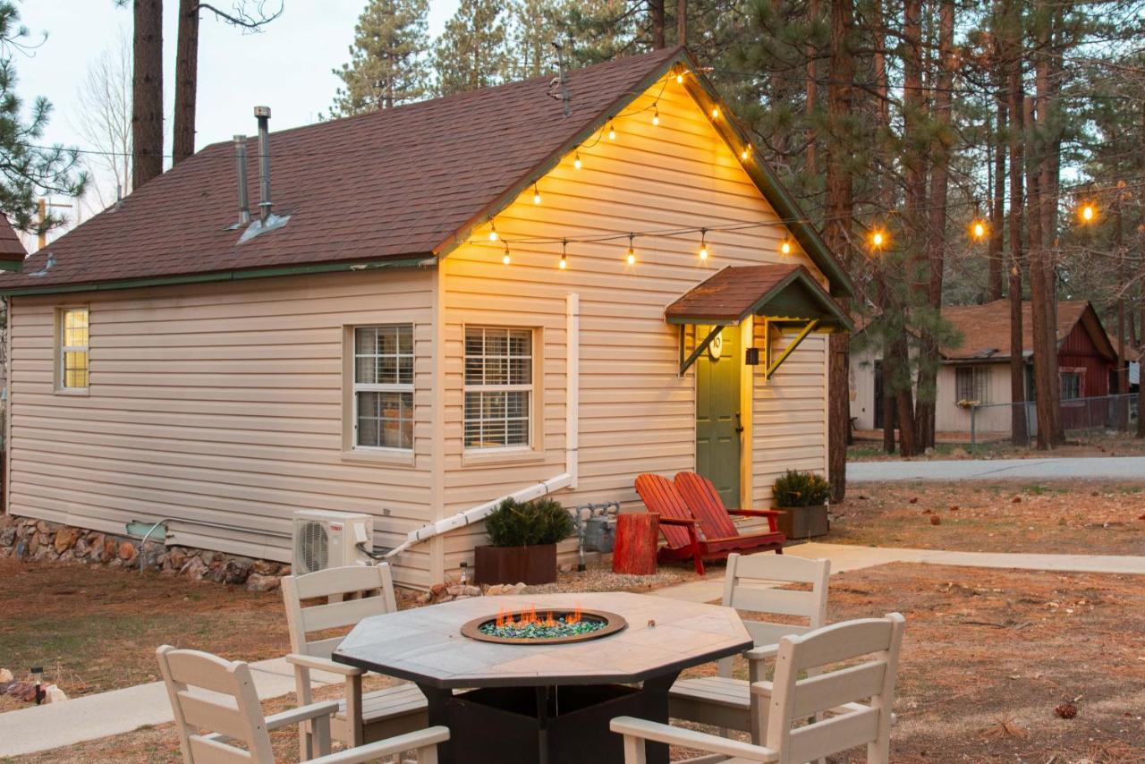 Lakewood Cabins Velké Medvědí jezero Exteriér fotografie