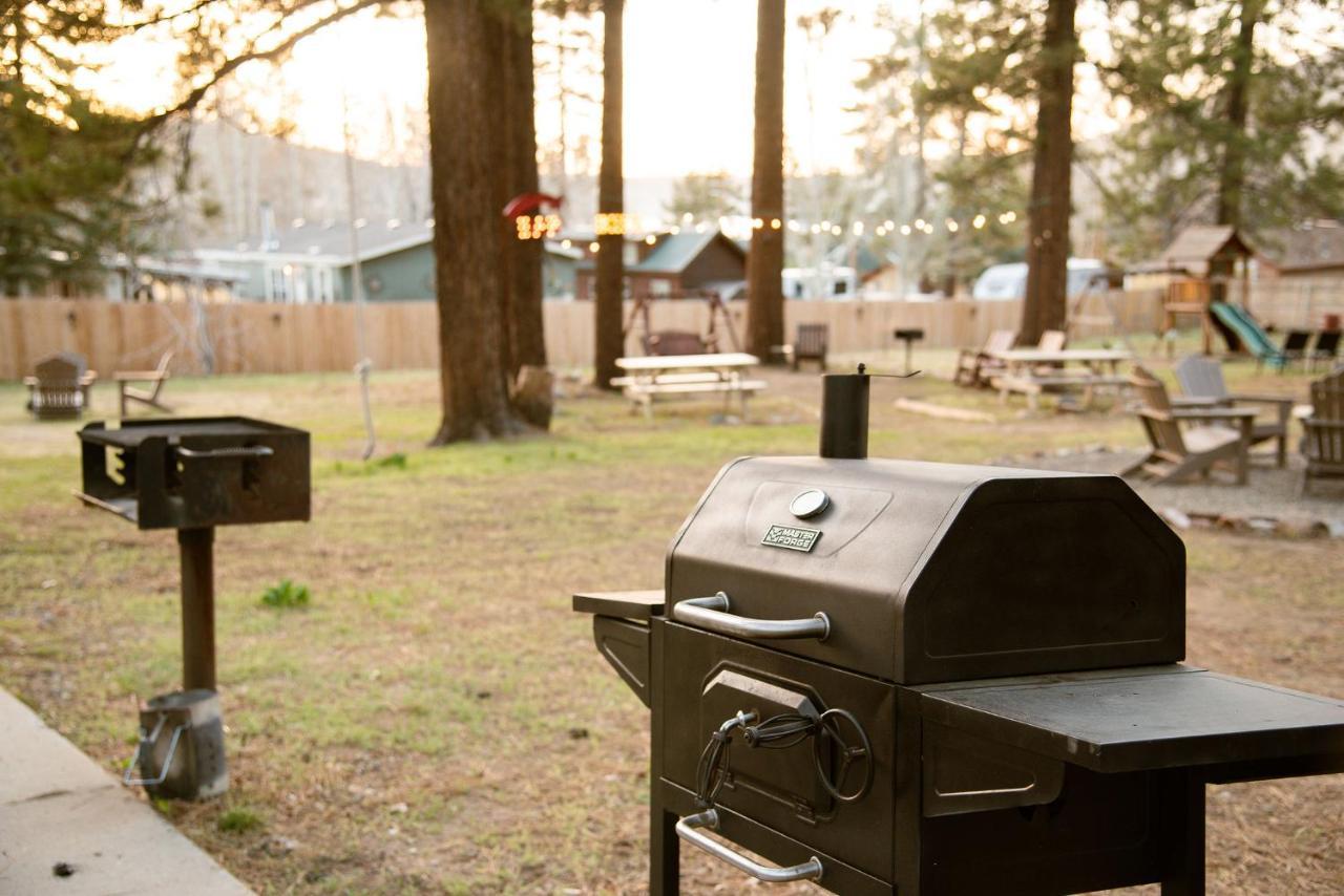Lakewood Cabins Velké Medvědí jezero Exteriér fotografie